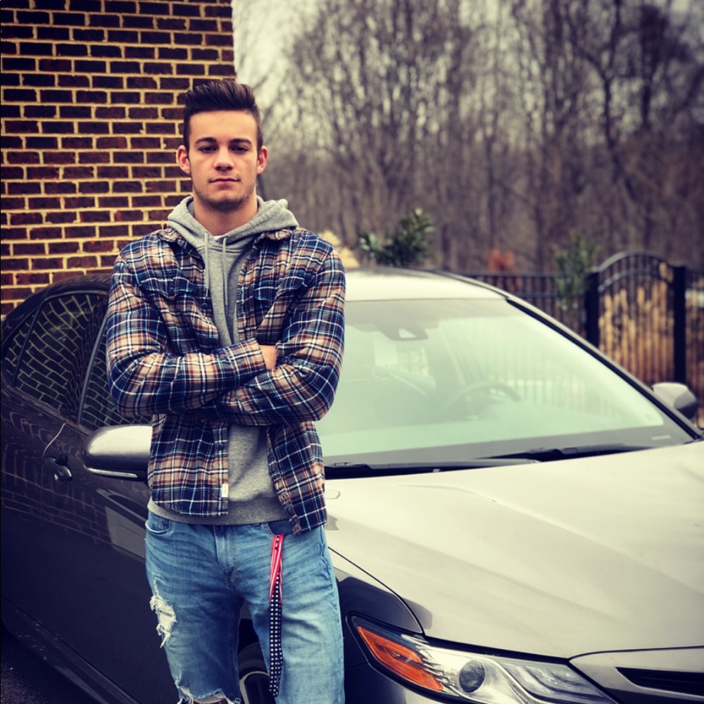 Meet your Posher, Anthony